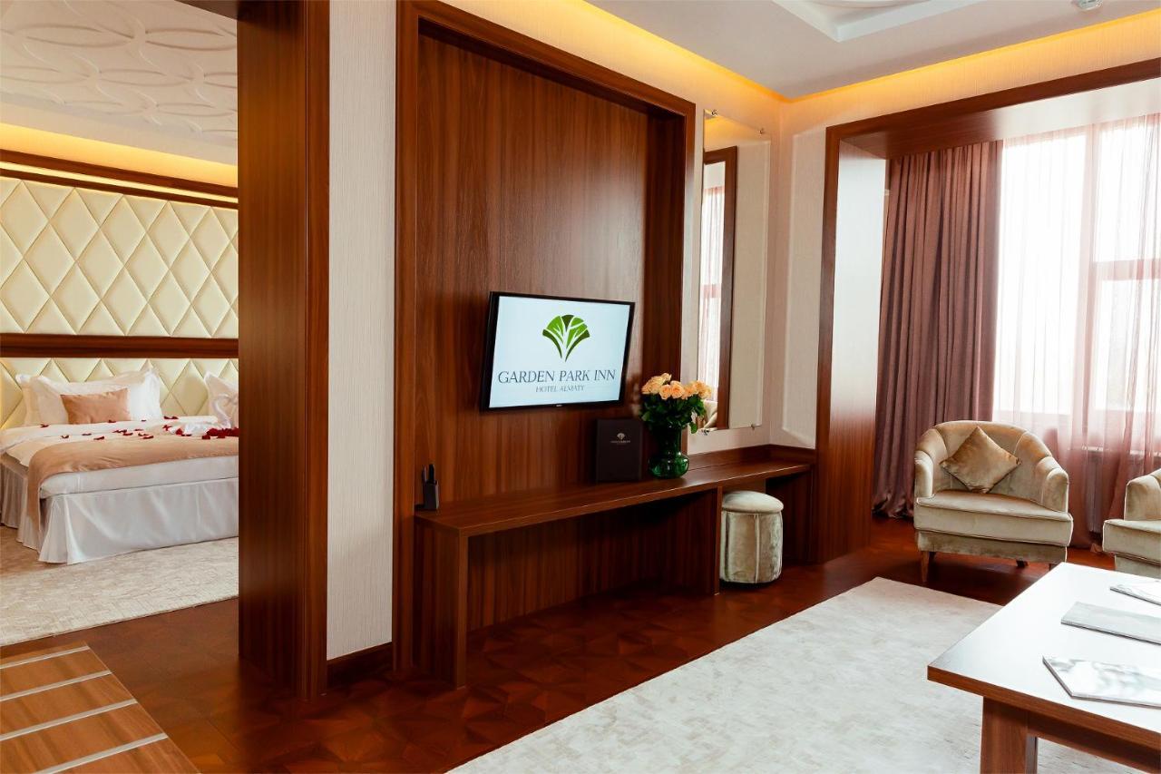 Garden Park Inn Almati Kültér fotó